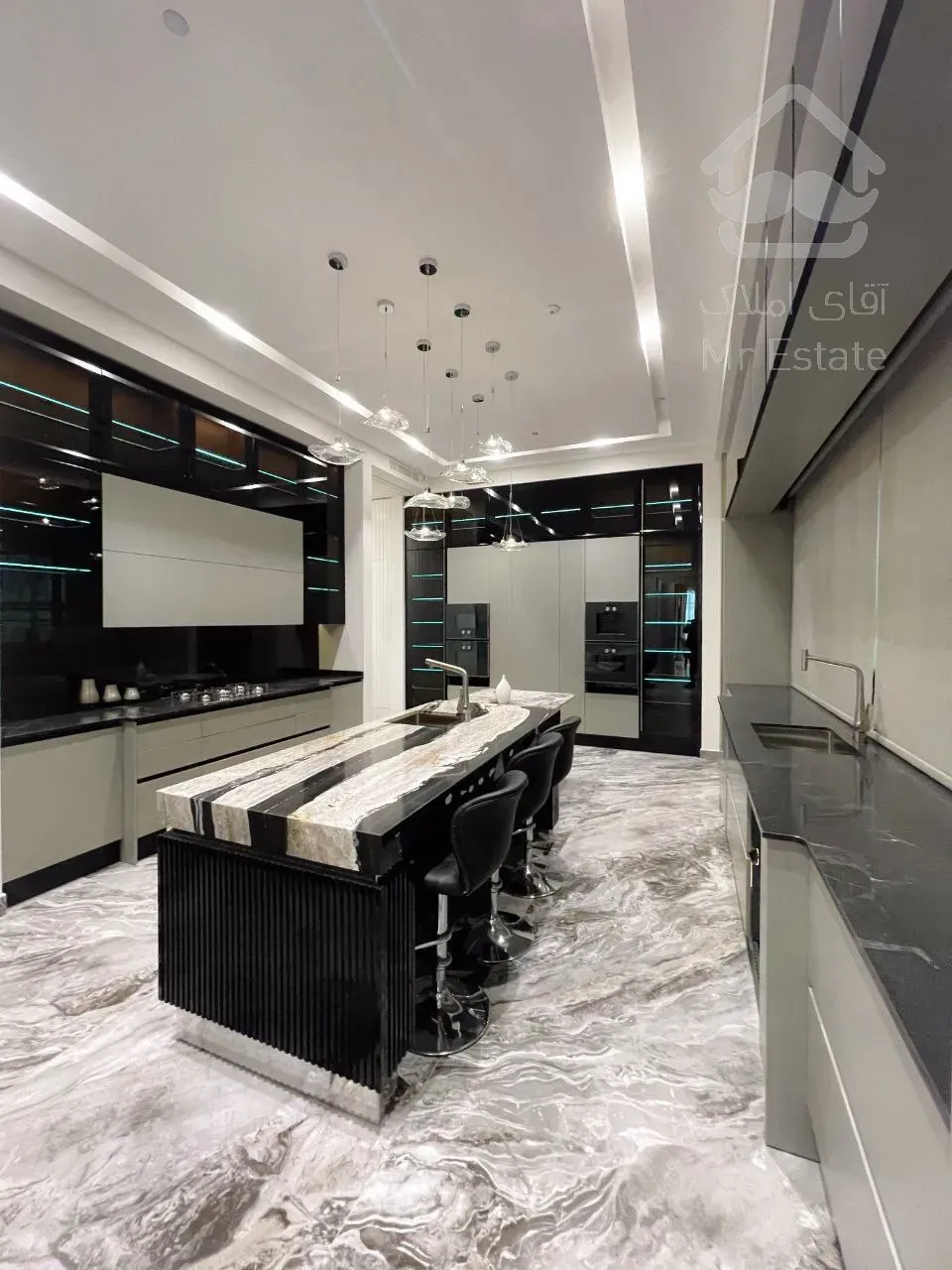 فروش برج باغ 500 متری در زعفرانیه