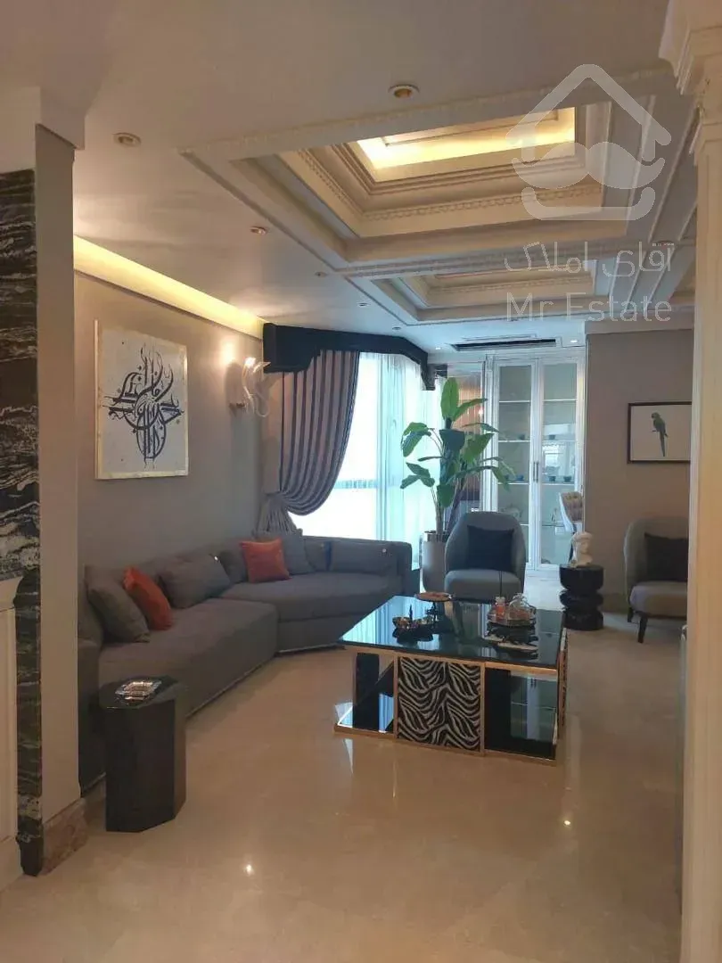 رهن برج 280 متری در زعفرانیه