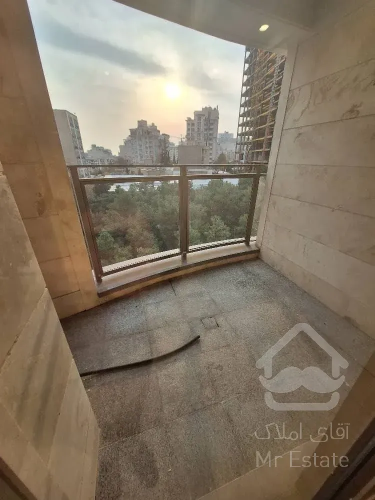 رهن برج 280 متری در زعفرانیه