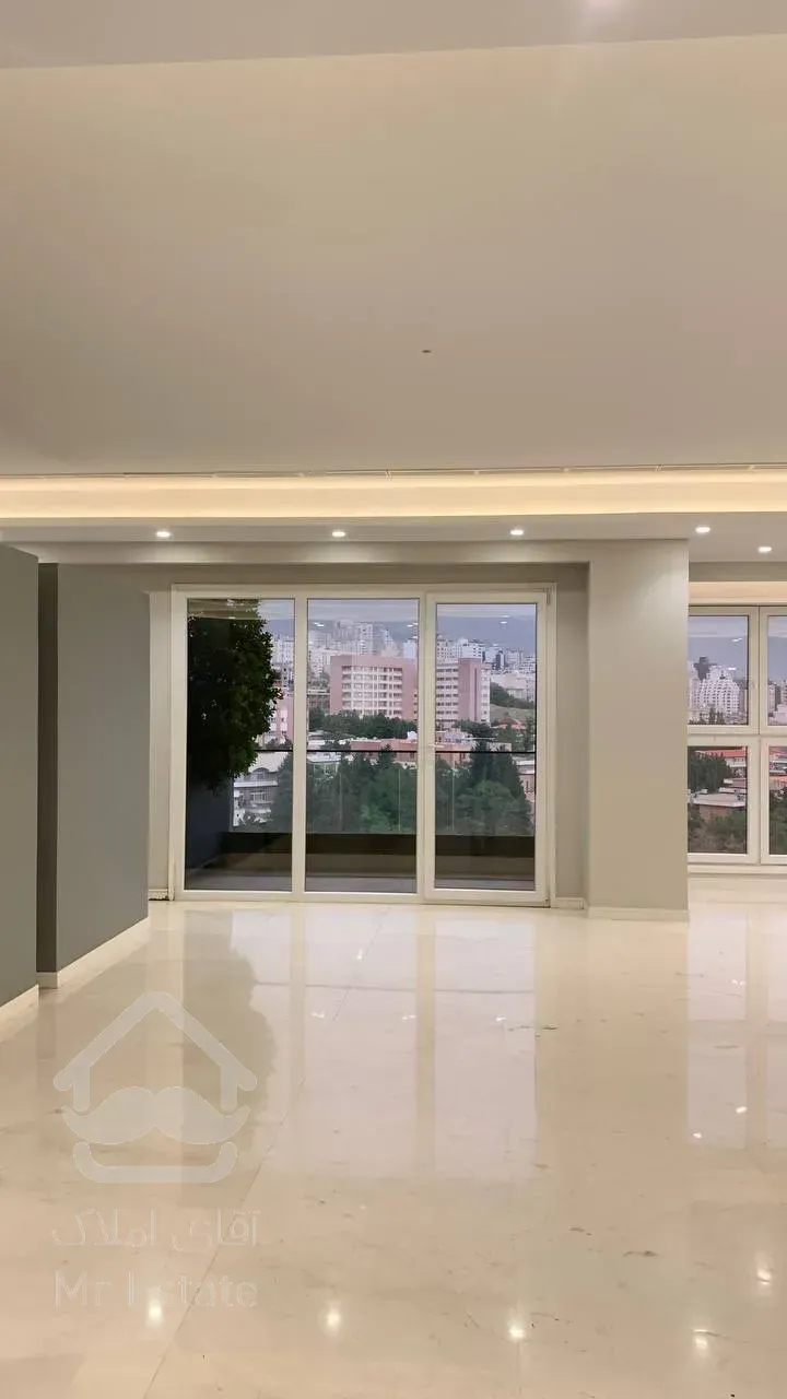 اجاره برج باغ 230 متری در درکه