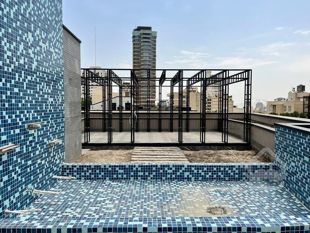 فروش آپارتمان 200 متری در محمودیه