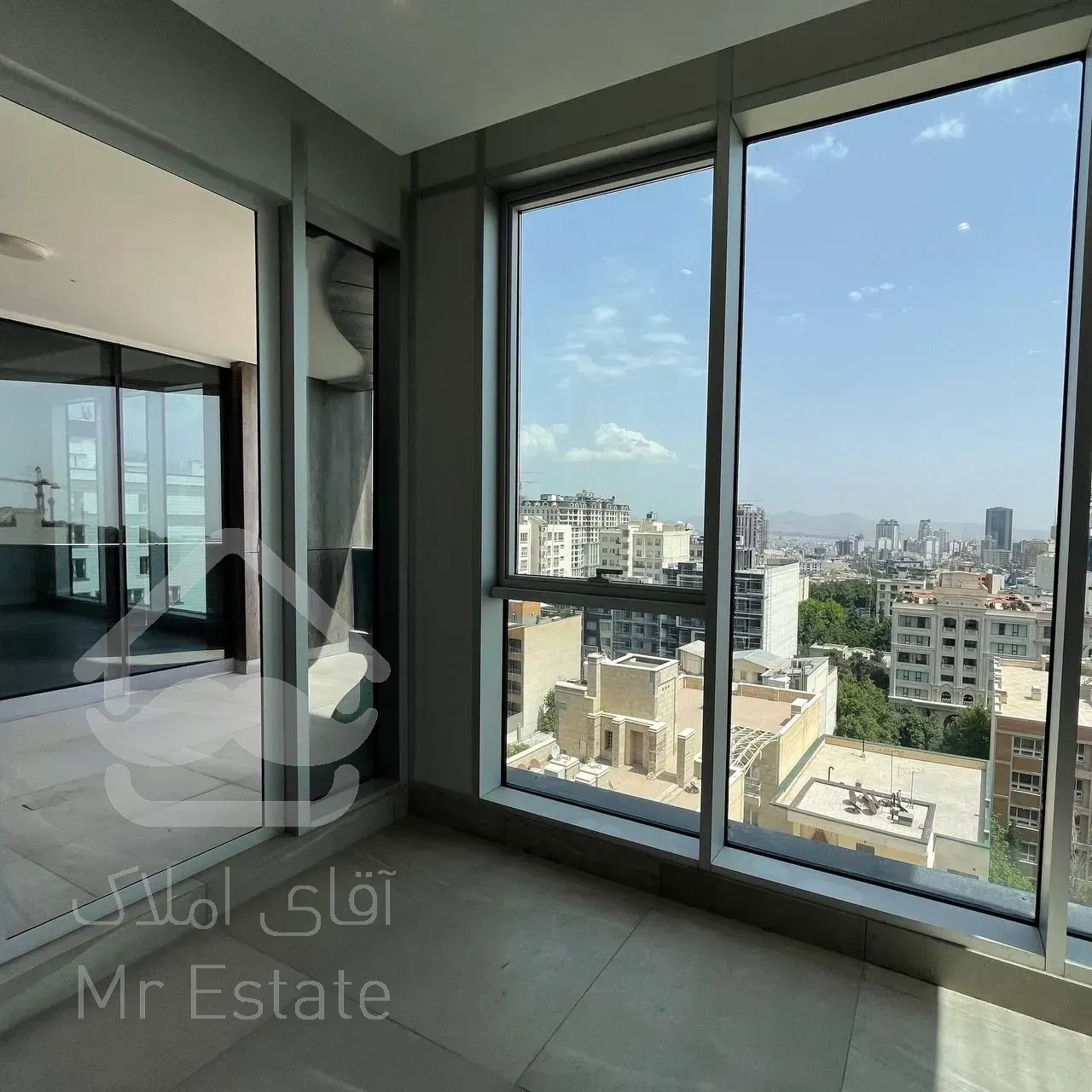 فروش برج باغ 311 متری در زعفرانیه