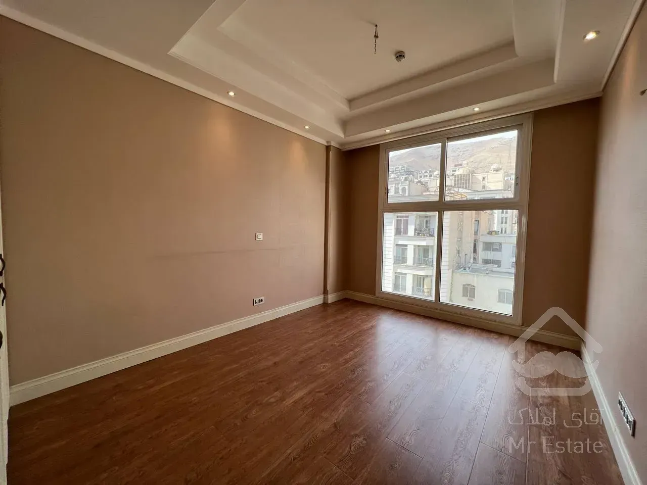 فروش برج باغ 375 متری در ولنجک