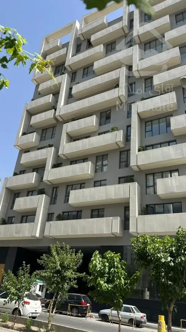 رهن آپارتمان 177 متری در ولنجک