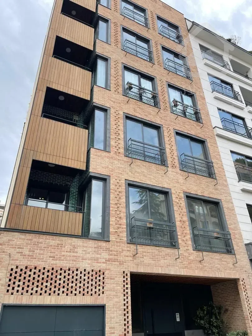 فروش آپارتمان 209 متری در محمودیه