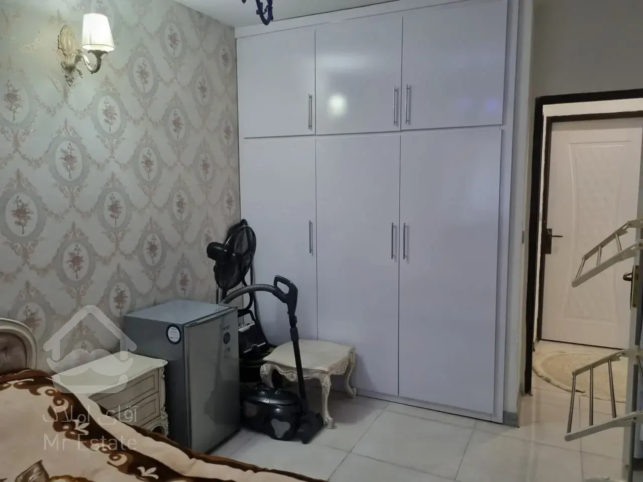 98.5 متر فروش اپارتمان در صادقیه نوساز