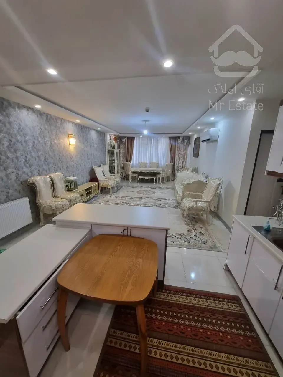 98.5 متر فروش اپارتمان در صادقیه نوساز