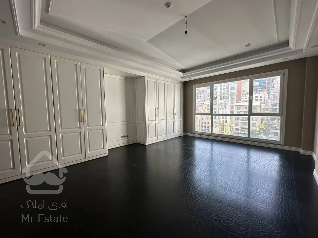 فروش آپارتمان 290 متری در محمودیه