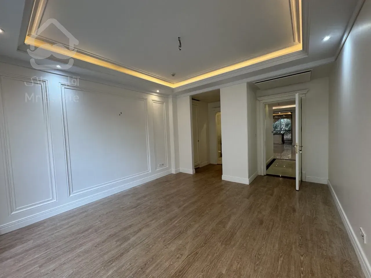 فروش آپارتمان 250 متری در محمودیه