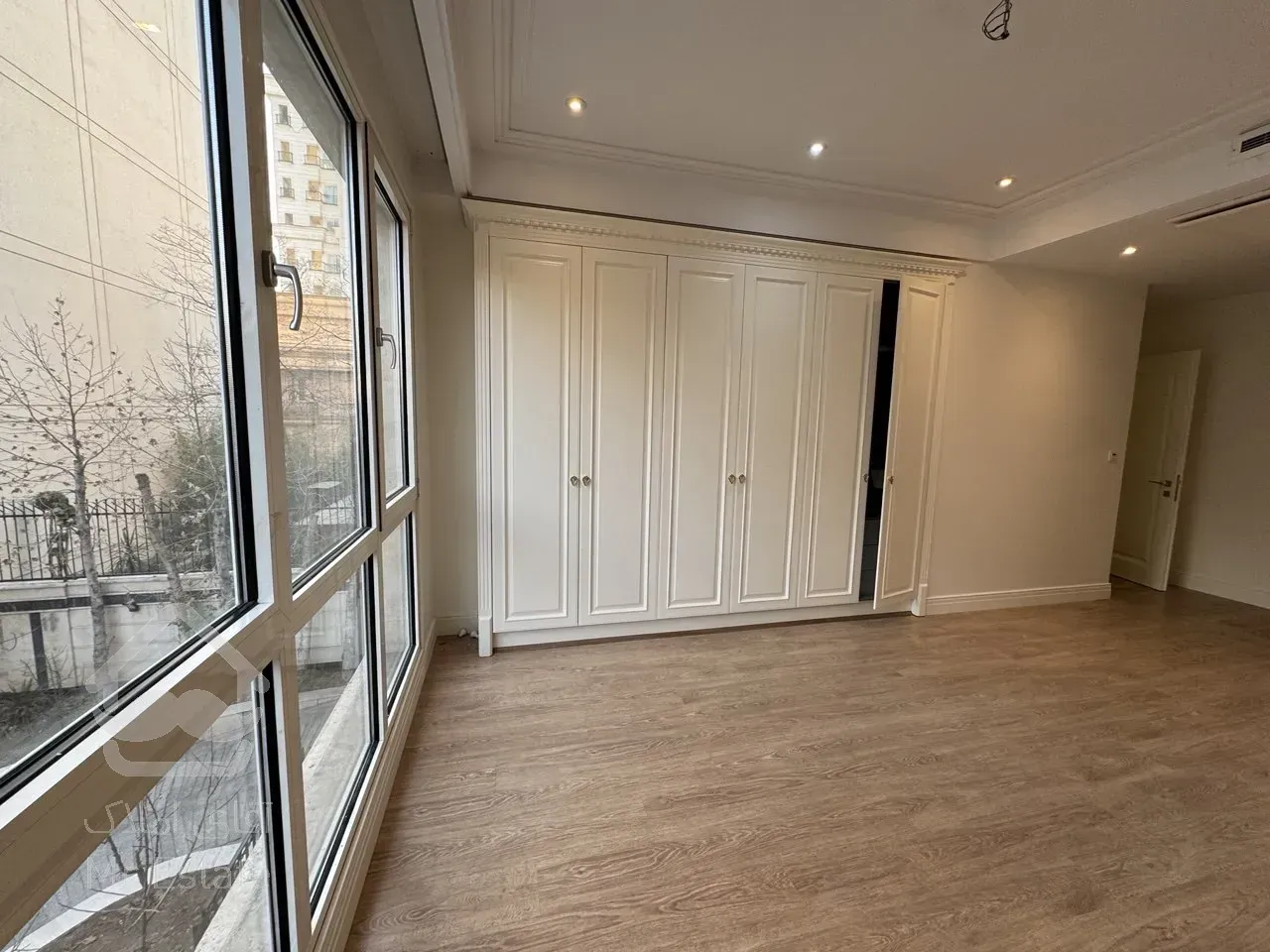 فروش آپارتمان 250 متری در محمودیه