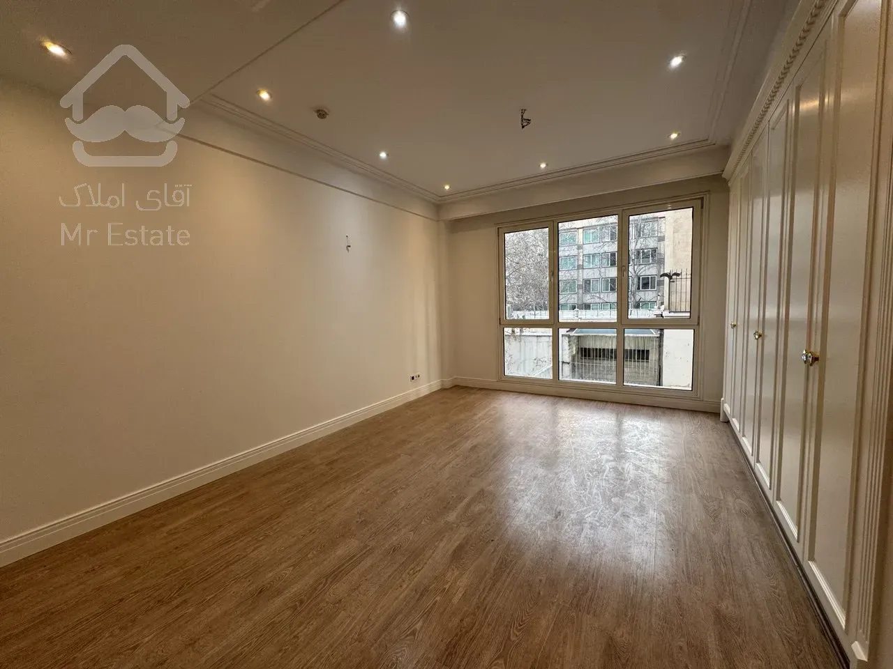 فروش آپارتمان 250 متری در محمودیه