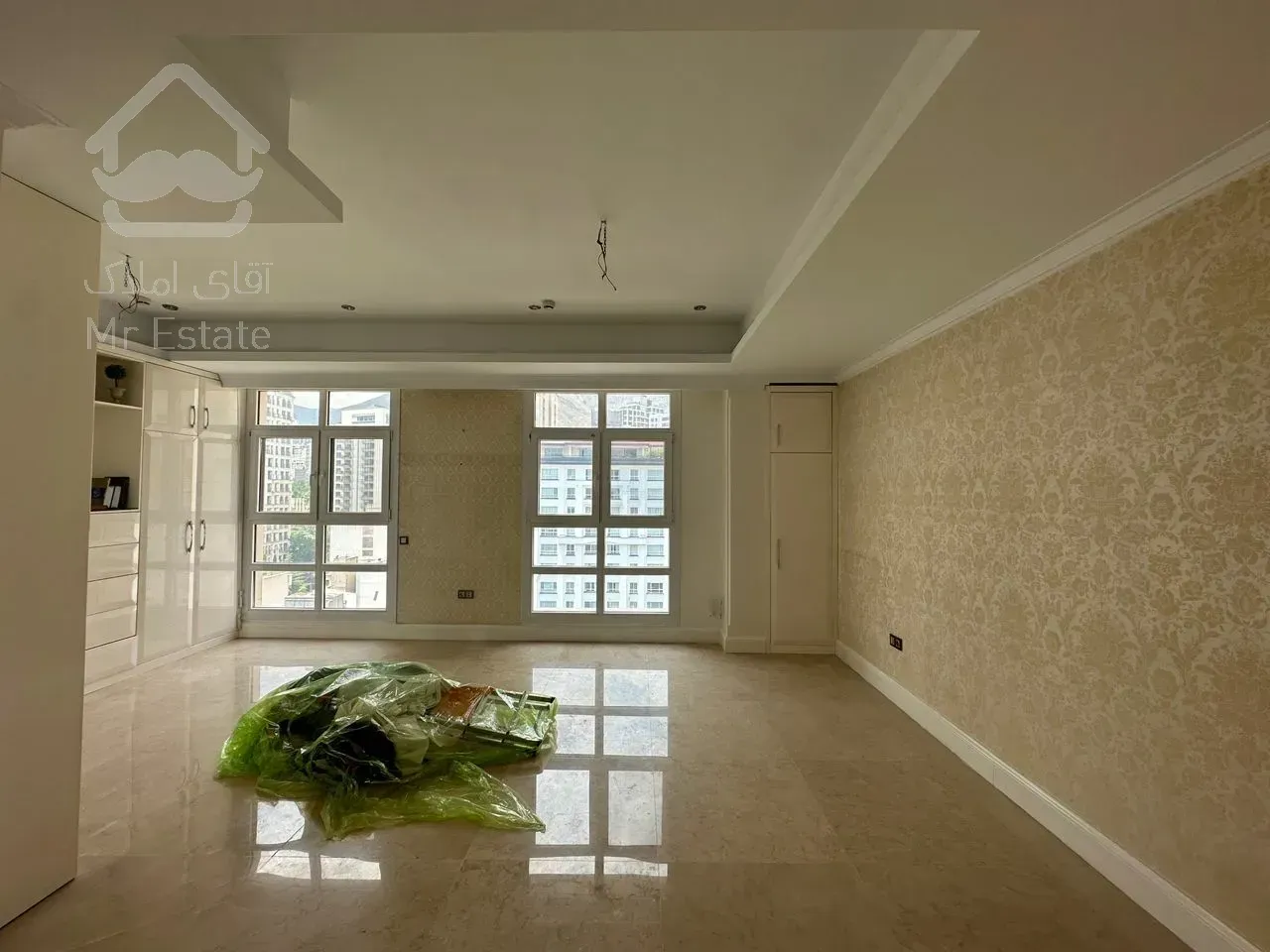 رهن برج باغ 180 متری در زعفرانیه