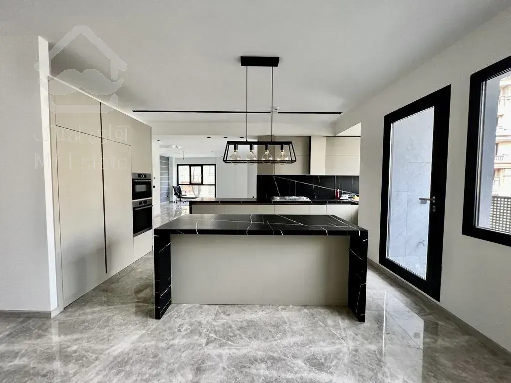 فروش آپارتمان 200 متری در زعفرانیه