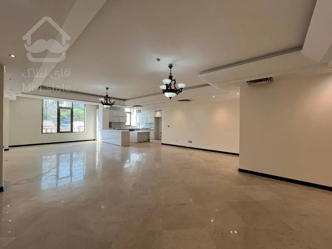 فروش آپارتمان 200 متری در زعفرانیه