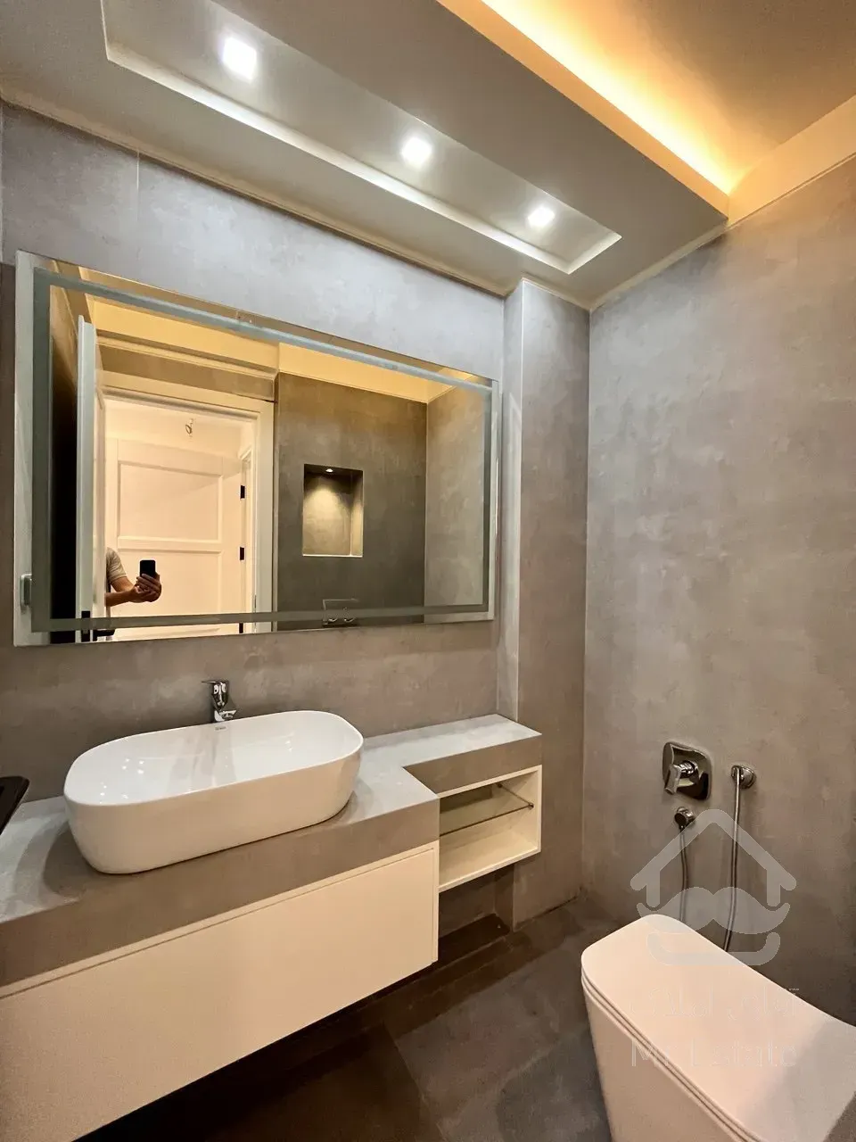 فروش آپارتمان 100 متری در زعفرانیه