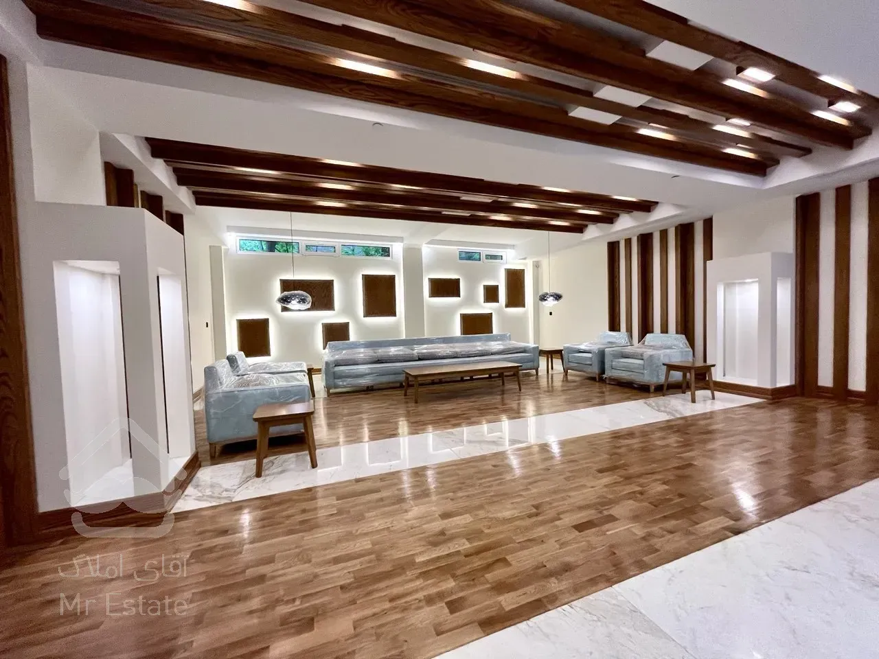 فروش آپارتمان 100 متری در زعفرانیه