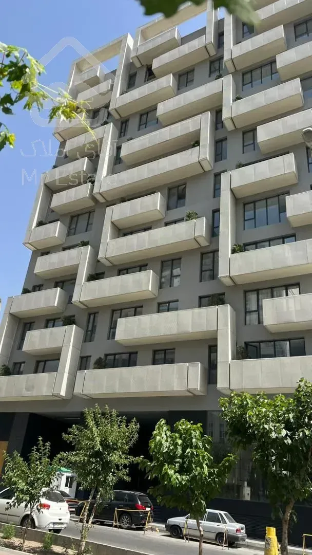 رهن آپارتمان 177 متری در ولنجک