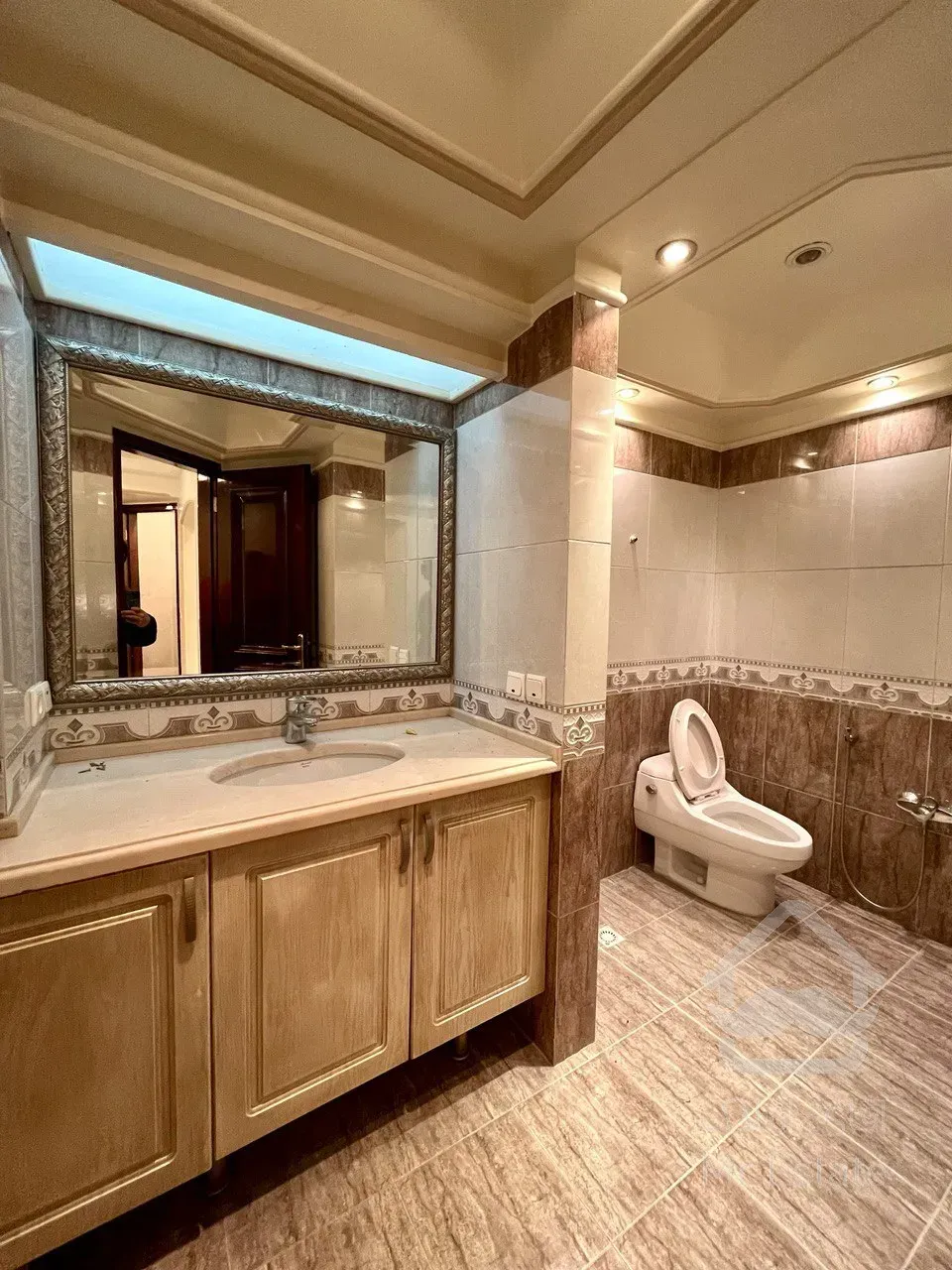 فروش آپارتمان 285 متری در محمودیه