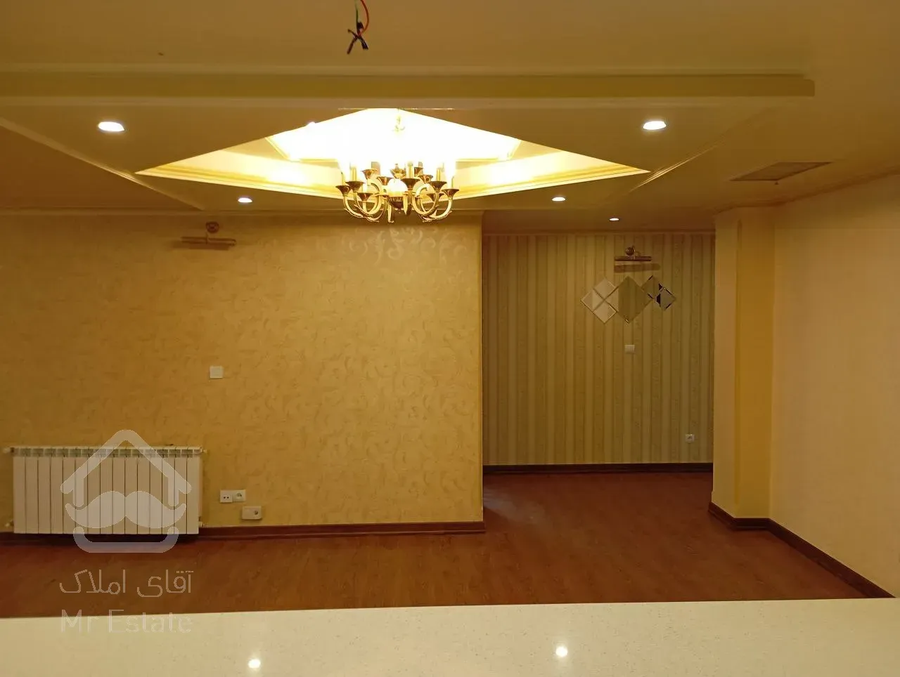 رهن آپارتمان 200 متری در محمودیه