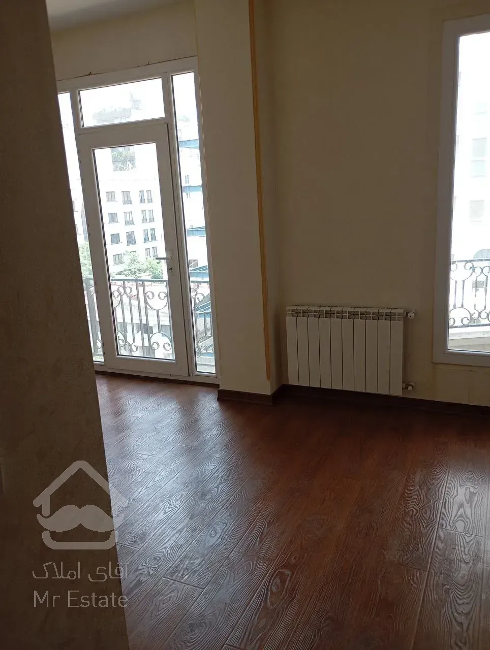 رهن آپارتمان 200 متری در محمودیه