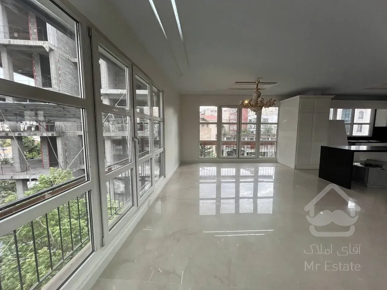 فروش آپارتمان 163 متری در زعفرانیه