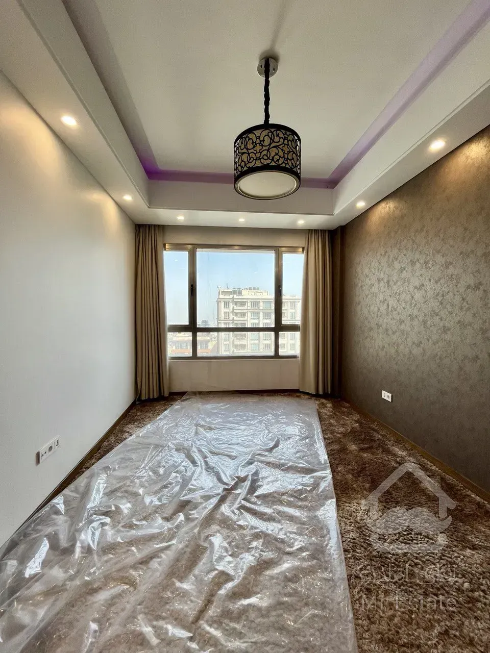 فروش آپارتمان ۱32 متری در زعفرانیه