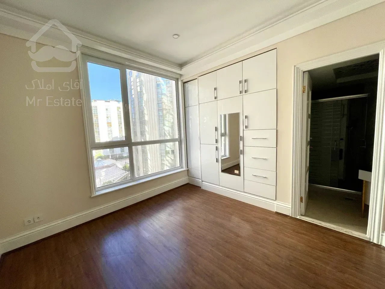 فروش آپارتمان 188 متری در زعفرانیه