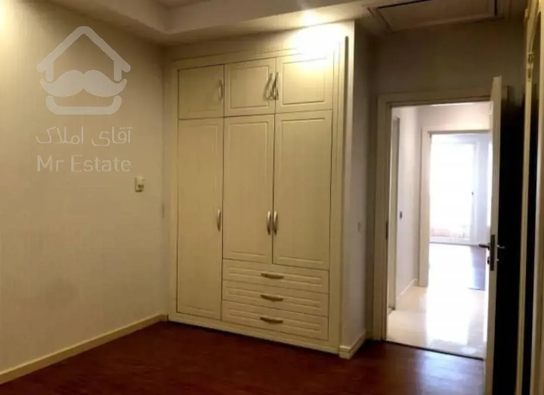 رهن آپارتمان 220 متری در فرشته