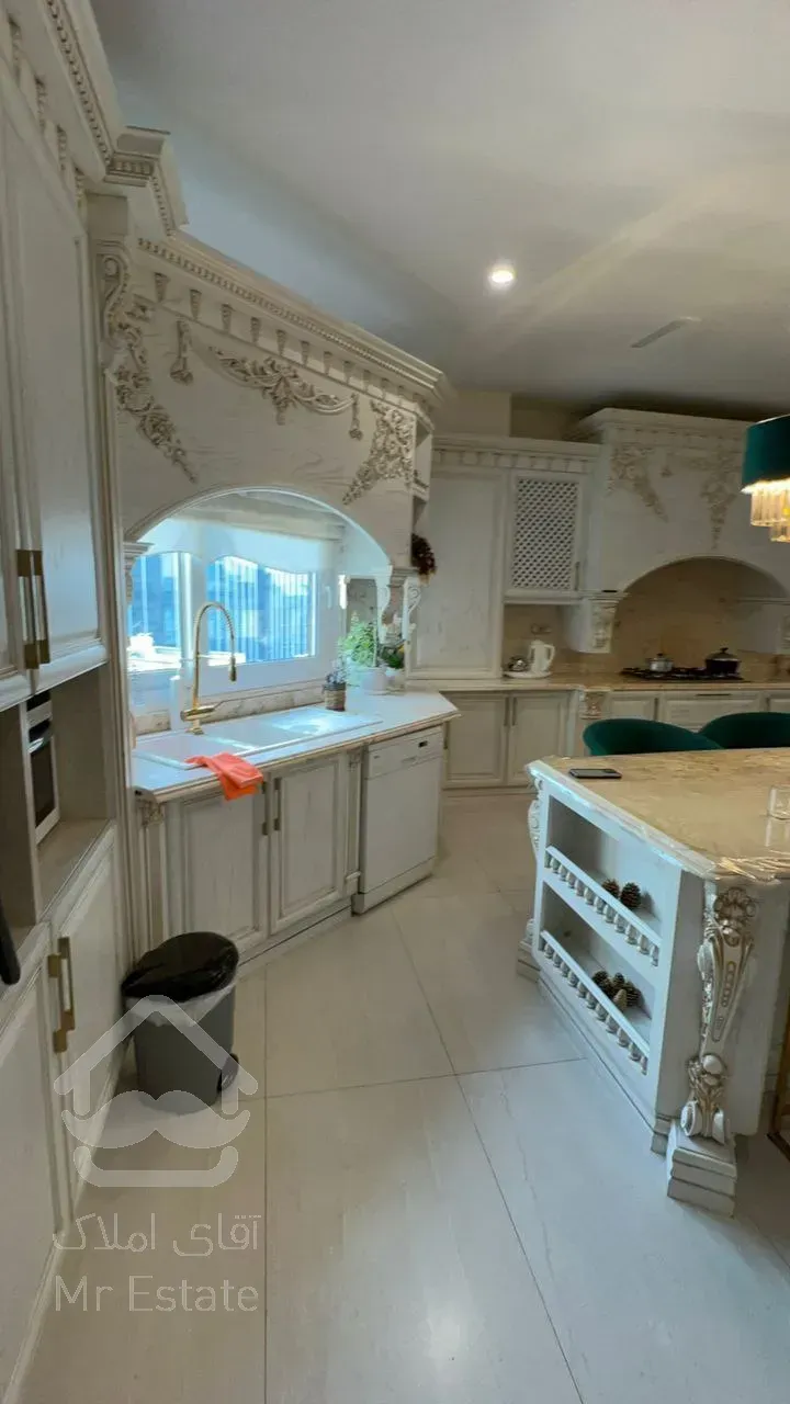 فروش آپارتمان 295 متری در محمودیه