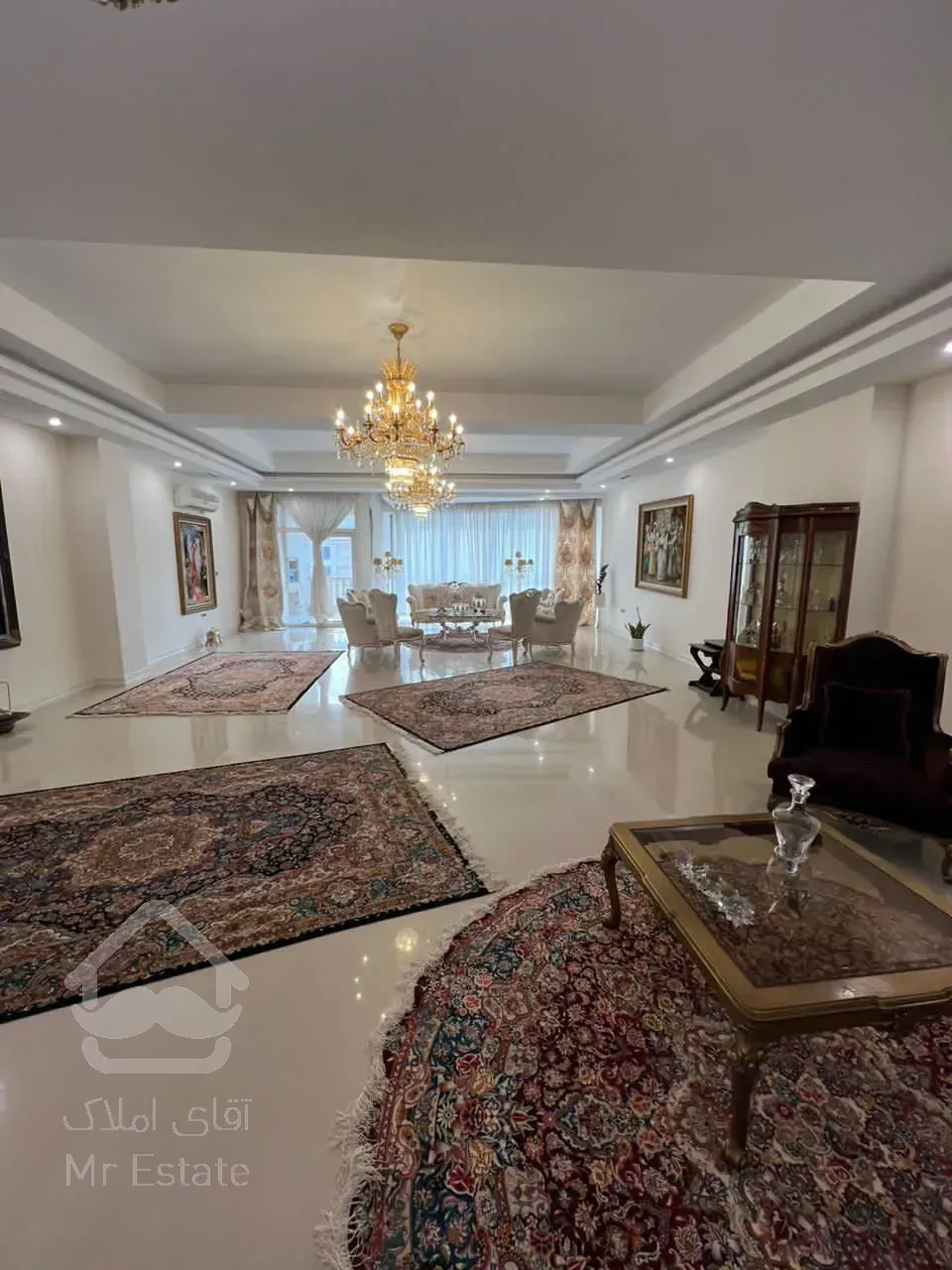 فروش آپارتمان 295 متری در محمودیه