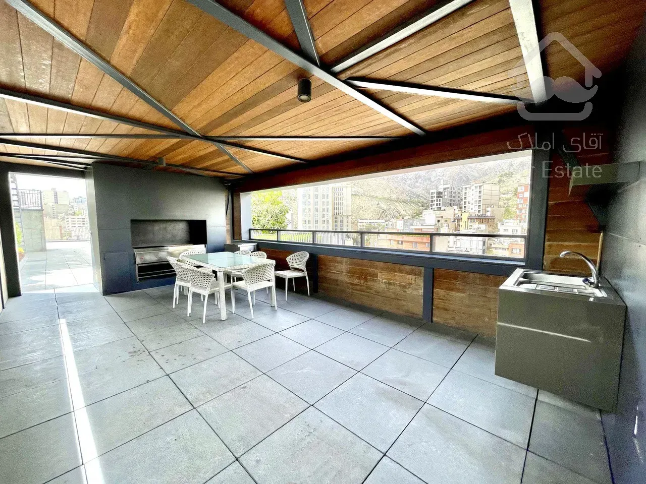 فروش برج باغ 250 متری در زعفرانیه