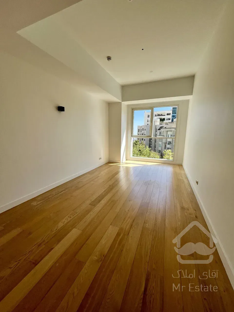 فروش برج باغ 250 متری در زعفرانیه