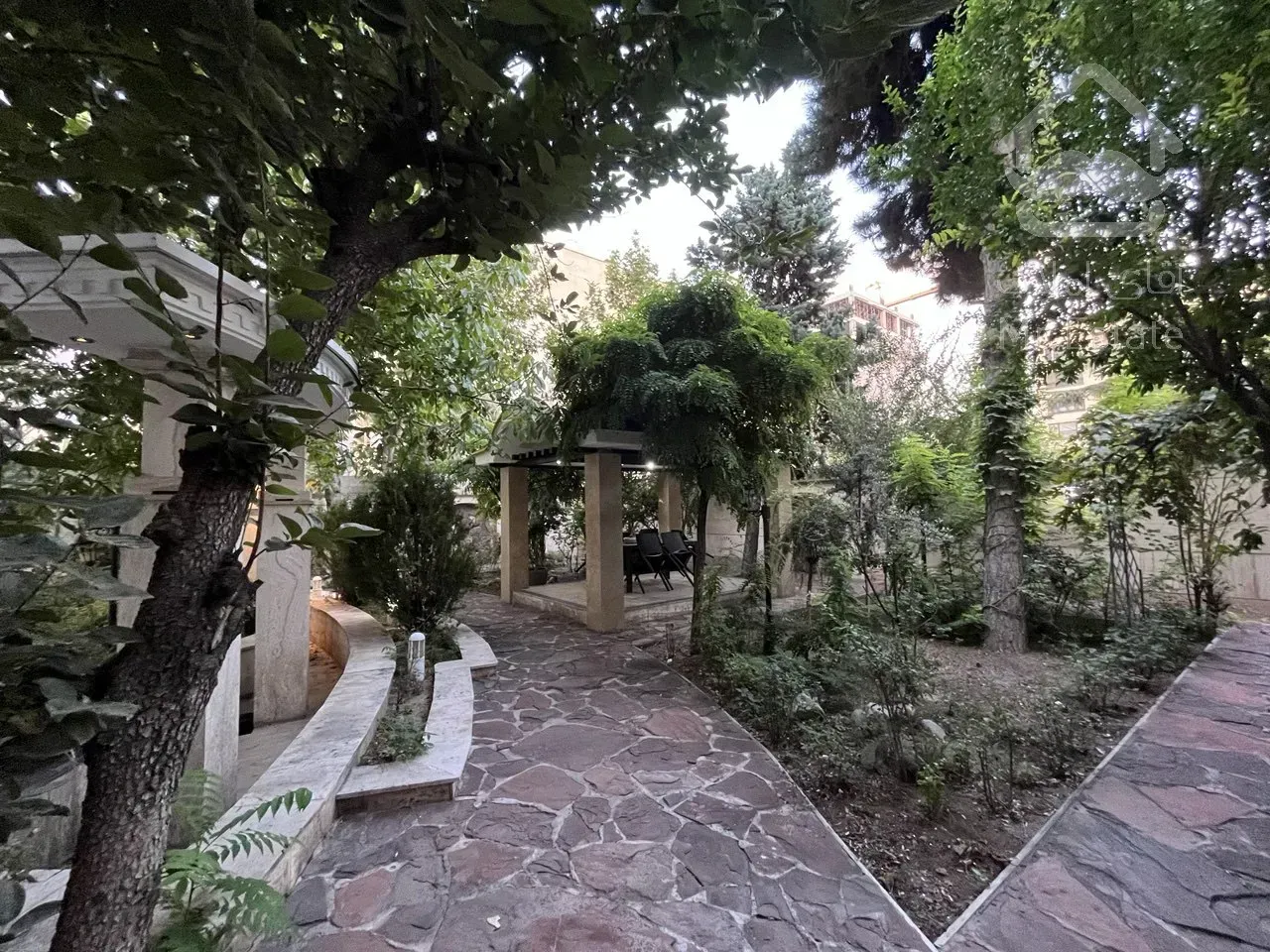 فروش آپارتمان 146 متری در زعفرانیه