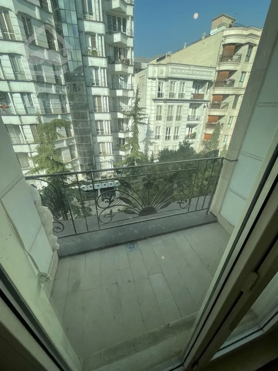 فروش آپارتمان 146 متری در زعفرانیه