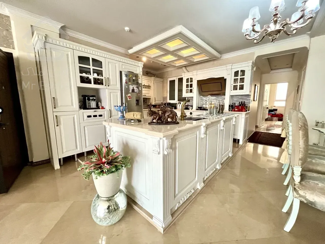 فروش آپارتمان 125 متری در زعفرانیه