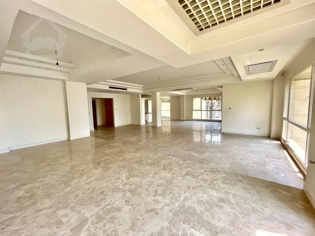 فروش آپارتمان 345 متری در محمودیه