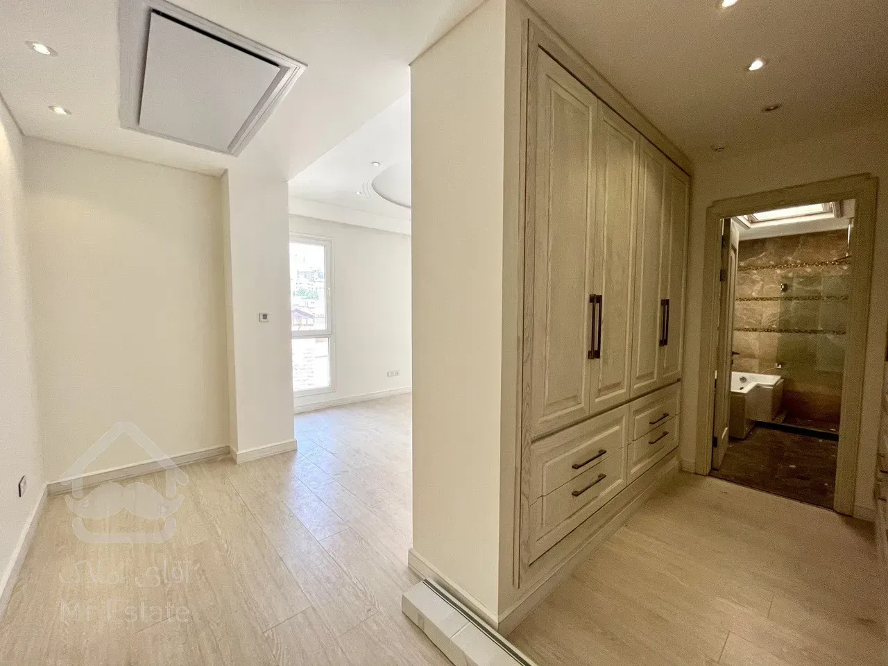 فروش آپارتمان 345 متری در محمودیه