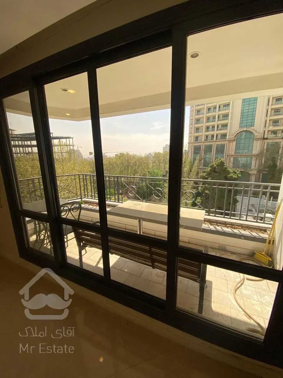 اجاره برج باغ 200 متری در محمودیه