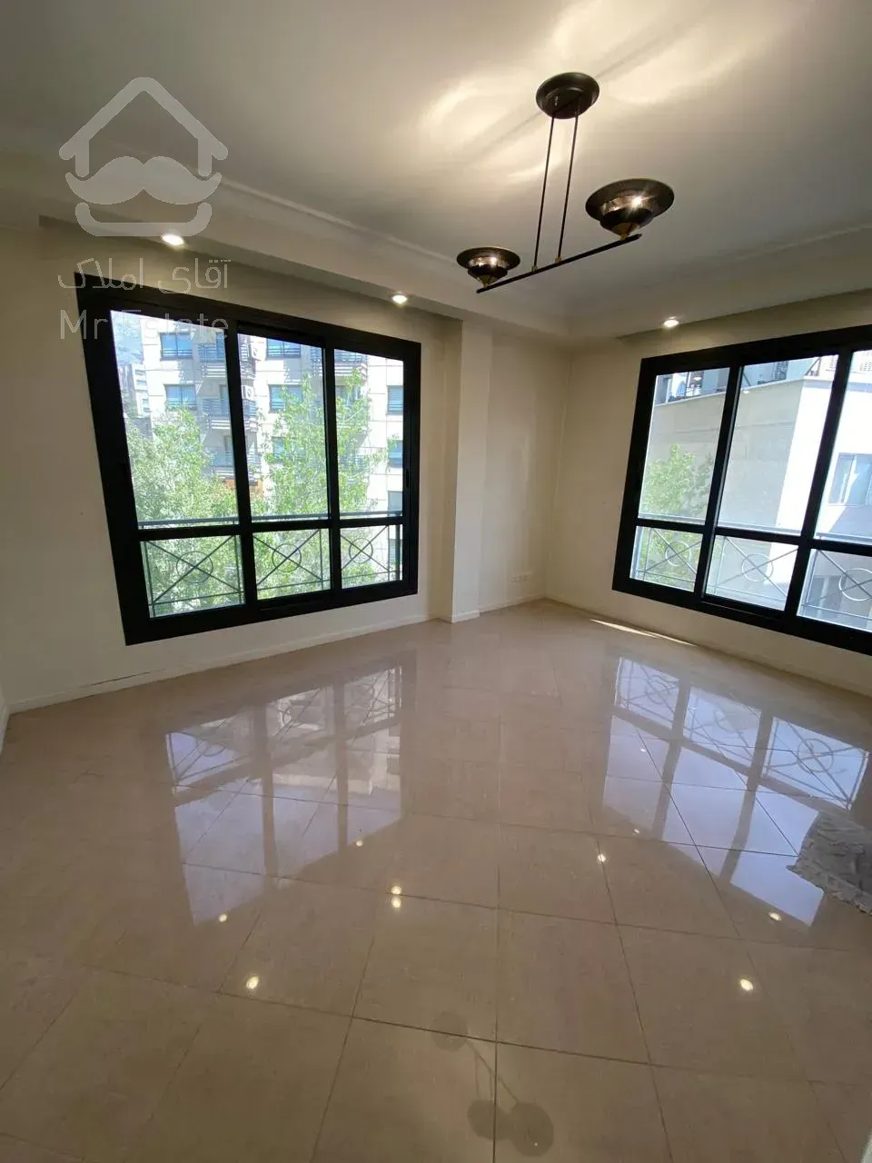 اجاره برج باغ 200 متری در محمودیه