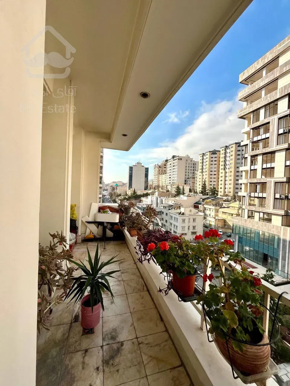 فروش آپارتمان 153 متری در زعفرانیه