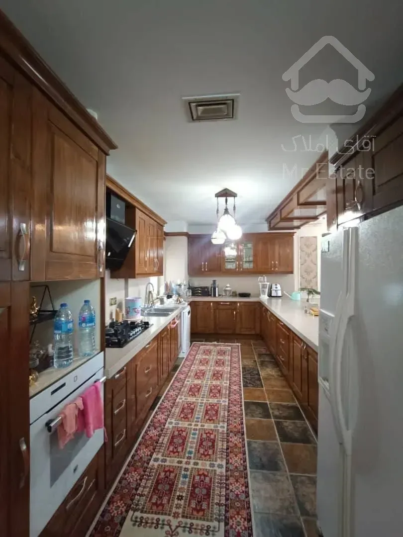 رهن آپارتمان 202 متری در زعفرانیه