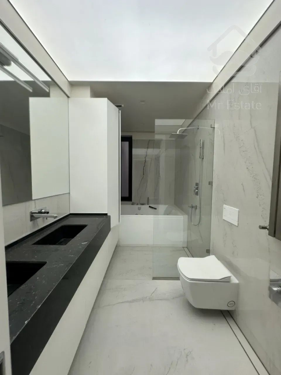 رهن آپارتمان 340 متری در زعفرانیه