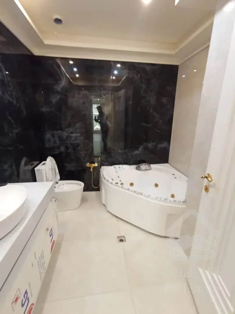 رهن آپارتمان 300 متری در ولنجک