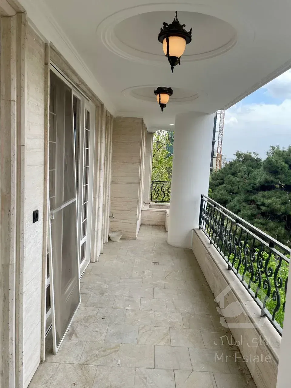 اجاره آپارتمان 190 متری در زعفرانیه