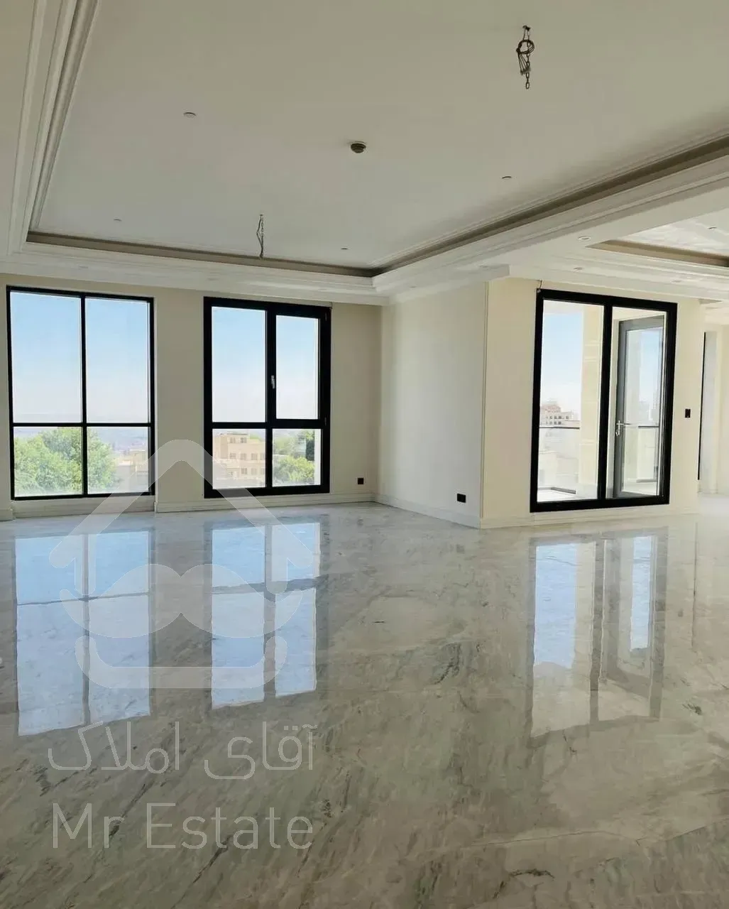 فروش برج باغ لوکس 200 متری در زعفرانیه