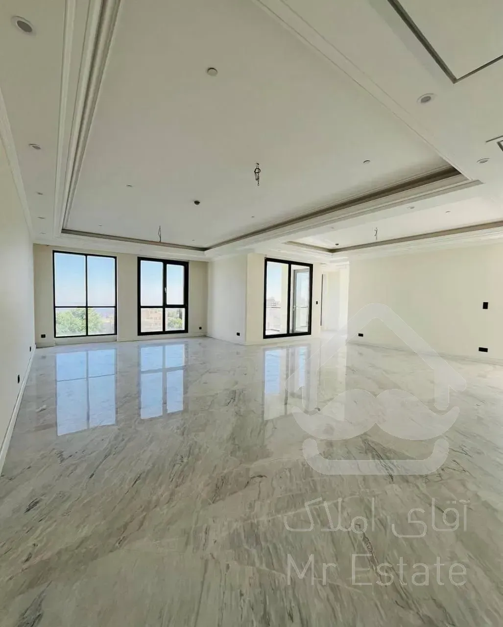 فروش برج باغ لوکس 200 متری در زعفرانیه