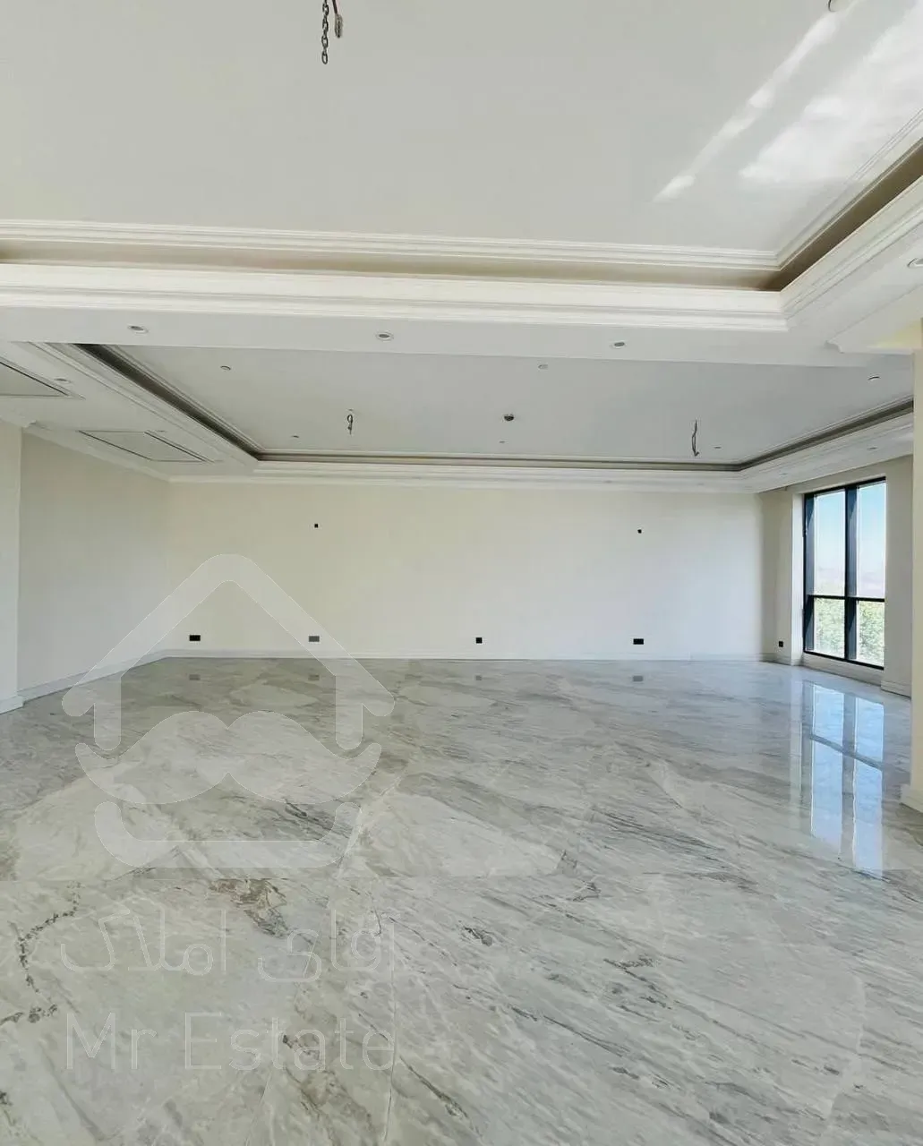 فروش برج باغ لوکس 200 متری در زعفرانیه