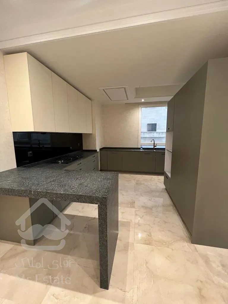 فروش برج باغ 186 متری در زعفرانیه