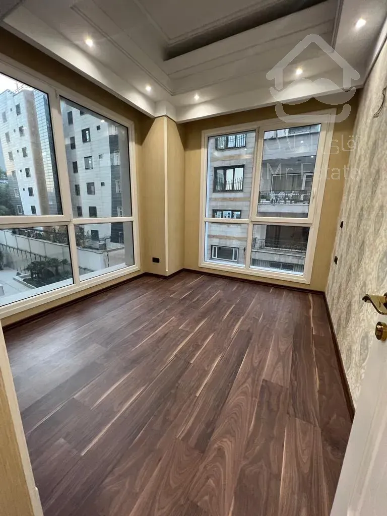 فروش برج باغ 186 متری در زعفرانیه