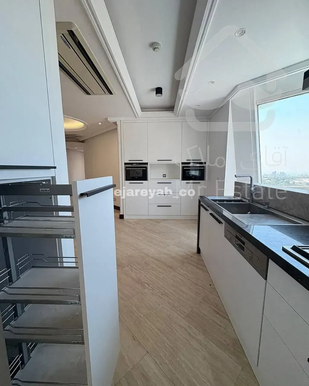 رهن آپارتمان 260 متری در محمودیه